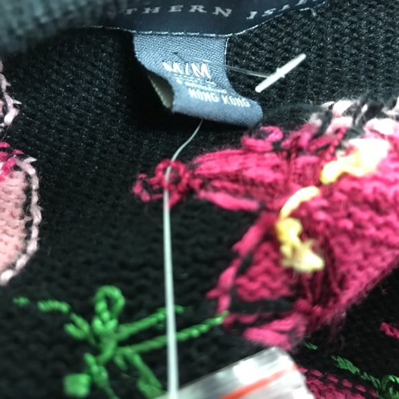 Northern Isles black cotton hand embroidered cardigan sweater pink blue M NWT - Picture 9 of 11
